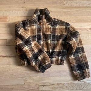 Cropped half zip plaid fleece